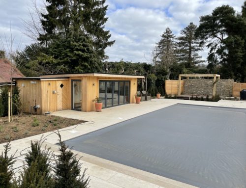 Pool house with lean-to